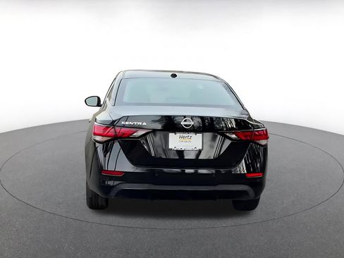 Used 2025 Nissan Sentra SV image 7