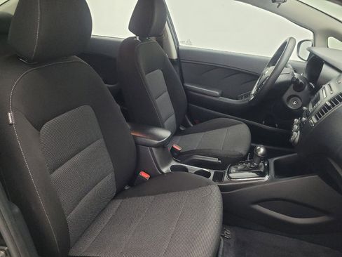 Used 2017 Kia Forte LX FWD image 21