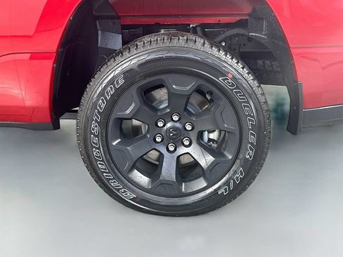 New 2026 RAM 1500 Express AWD/4WD image 17