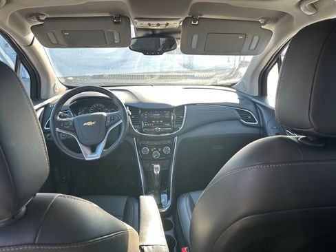 Certified 2020 Chevrolet Trax Premier image 23