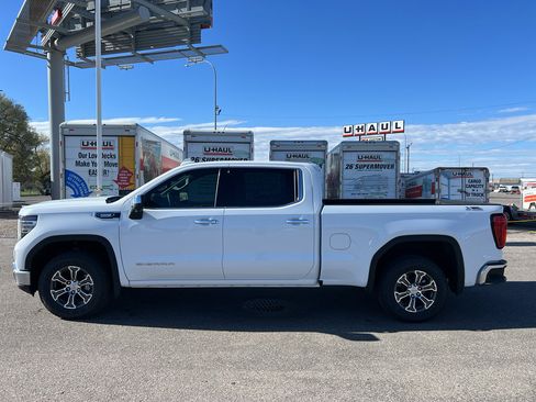 New 2026 GMC Sierra 1500 SLT w/ SLT Convenience Package AWD/4WD image 2