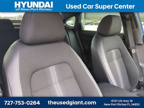 Used 2023 Honda Civic Sport image 6