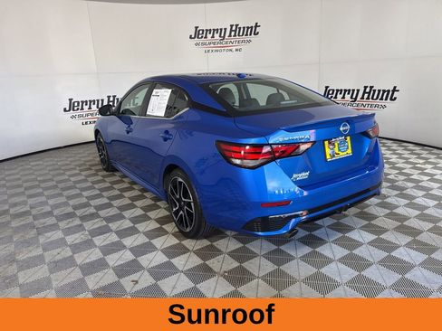 Used 2024 Nissan Sentra SR w/ SR Premium Package image 7