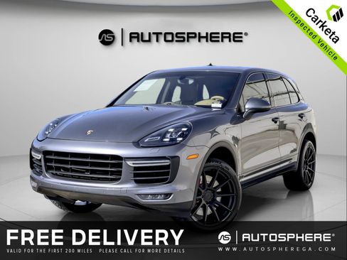 Used 2016 Porsche Cayenne Turbo image 1