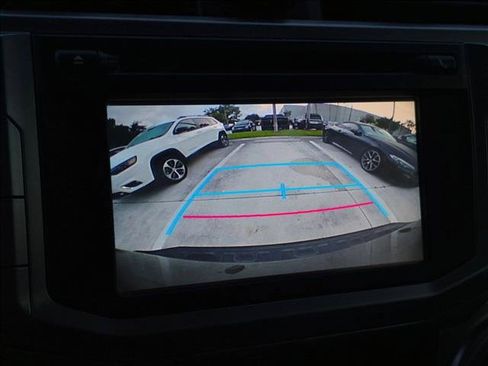 Used 2017 Toyota 4Runner SR5 RWD image 18
