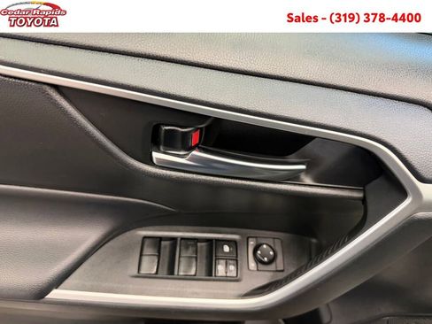 Certified 2019 Toyota RAV4 XLE image 11