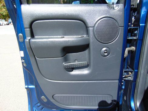 Used 2004 Dodge Ram 3500 Truck SLT w/ Trailer Tow Group image 48