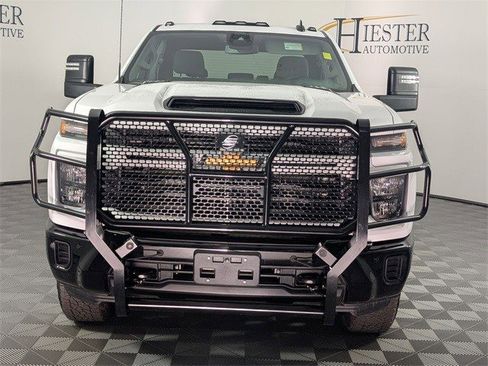 Certified 2025 Chevrolet Silverado 2500 Custom w/ Custom Value Package image 3