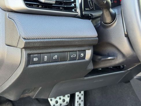 Certified 2025 Toyota Camry SE image 10