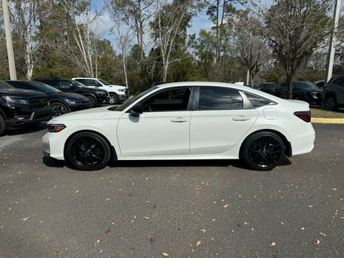 Used 2025 Honda Civic Sport image 2