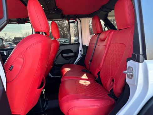 Used 2021 Jeep Wrangler Unlimited Rubicon image 6