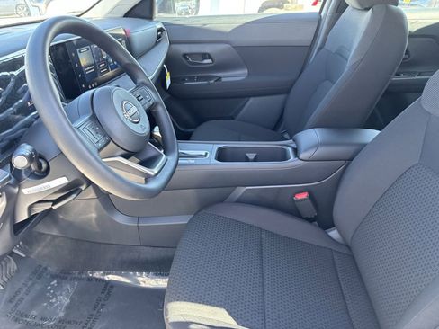 New 2026 Nissan Kicks S image 14