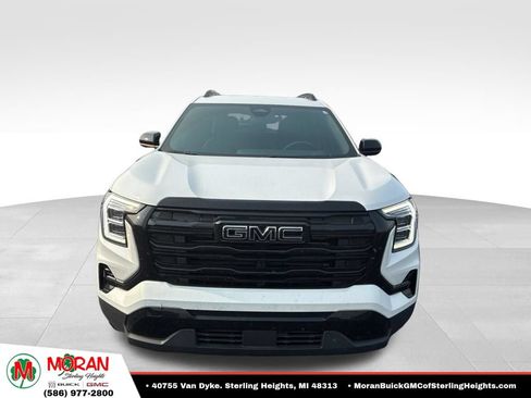 Used 2026 GMC Terrain Elevation w/ Elevation Premium Package FWD image 2