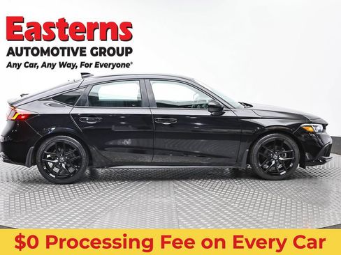 Used 2022 Honda Civic Sport image 4