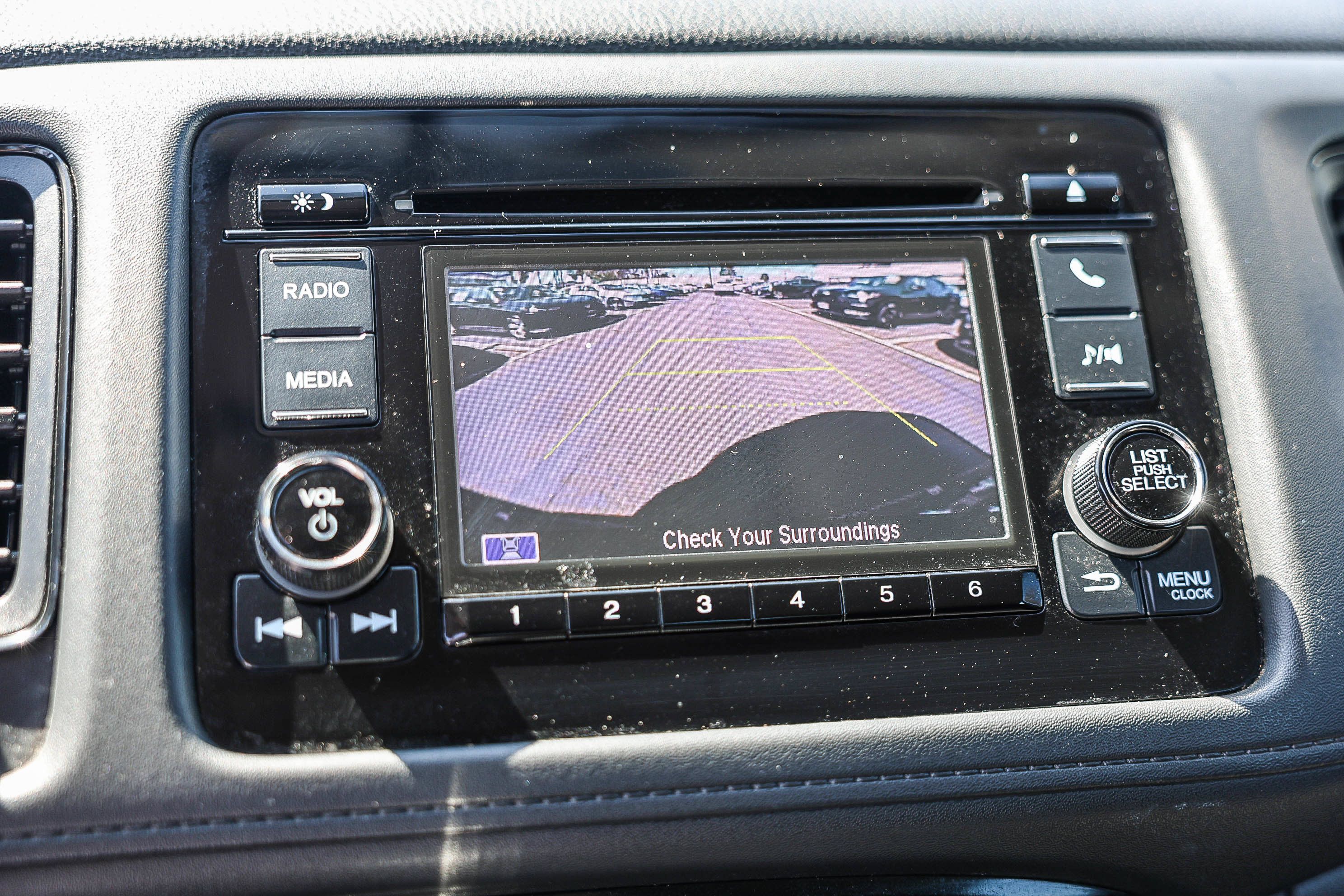Certified 2020 Honda HR-V LX image 14