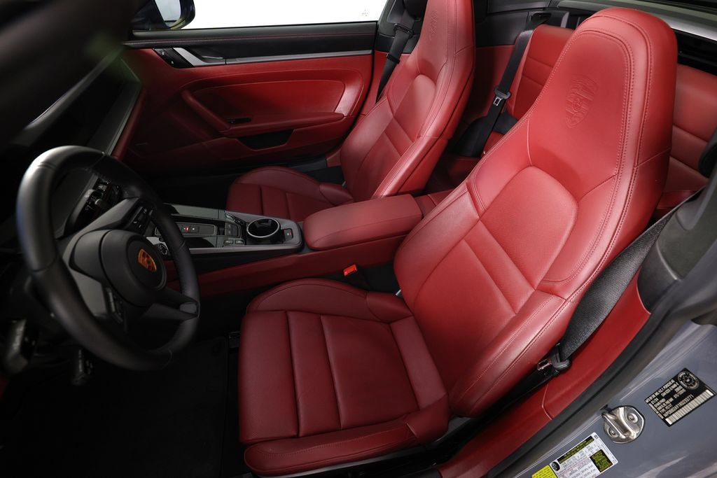 Used 2024 Porsche 911 Targa 4S AWD/4WD image 15