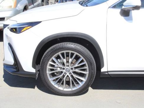 Certified 2024 Lexus NX 350 AWD w/ Vision Package image 4