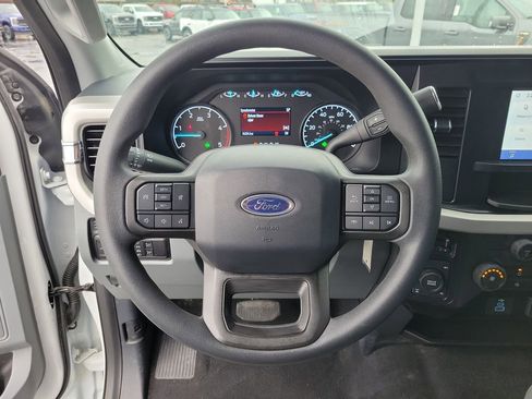 Certified 2025 Ford F250 XLT w/ FX4 Off-Road Package image 22