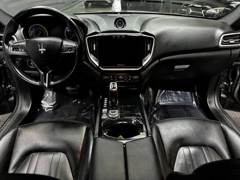 Used 2021 Maserati Ghibli S image 37