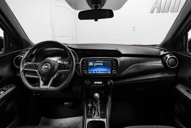 Used 2024 Nissan Kicks SR FWD image 14