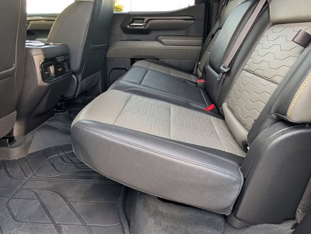 Used 2024 Chevrolet Silverado 1500 ZR2 AWD/4WD image 23
