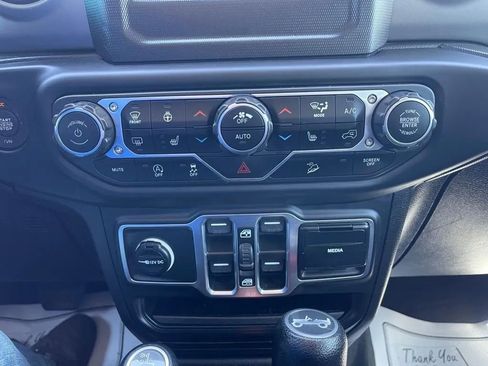 Used 2018 Jeep Wrangler Unlimited Sport S AWD/4WD image 26