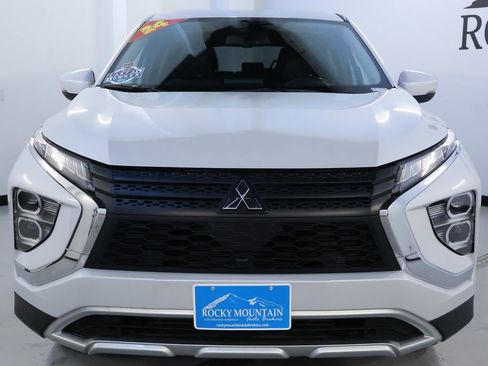 Used 2024 Mitsubishi Eclipse Cross SE image 2