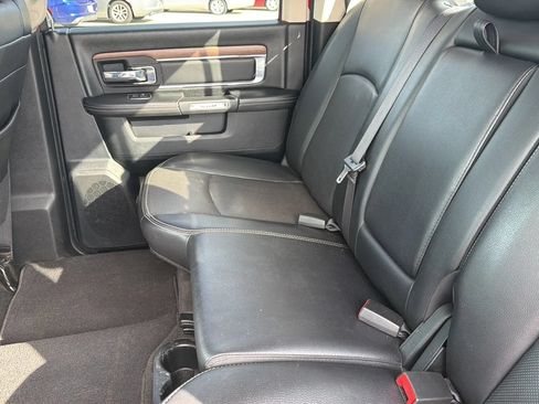 Used 2017 RAM 1500 Laramie AWD/4WD image 44