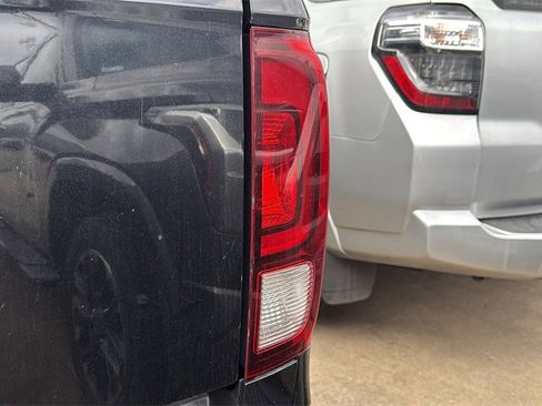 Used 2017 Honda Ridgeline Sport image 8