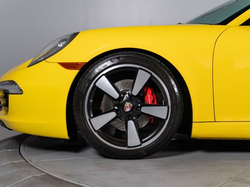 Used 2014 Porsche 911 Carrera RWD image 3