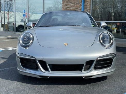 Used 2015 Porsche 911 Carrera 4 GTS image 57