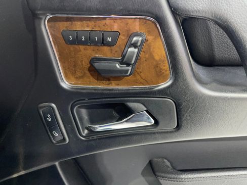 Used 2017 Mercedes-Benz G 550 image 31