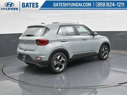 New 2025 Hyundai Venue SEL