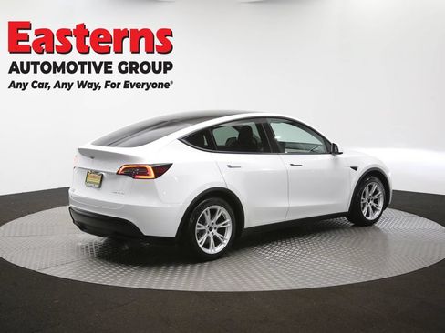 Used 2021 Tesla Model Y Long Range AWD/4WD image 37
