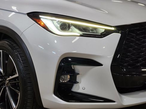 Used 2023 INFINITI QX50 Sport FWD image 13