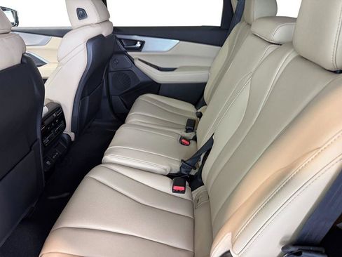 New 2026 Acura MDX SH-AWD image 28