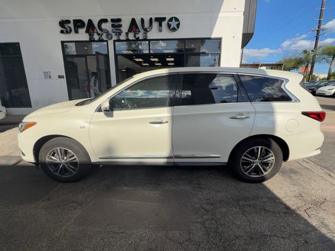 Used 2019 INFINITI QX60 Pure image 3