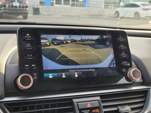 Used 2022 Honda Accord Sport image 24