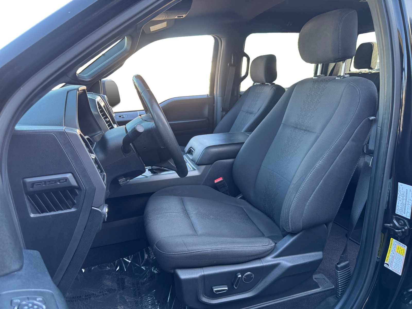 Used 2018 Ford F150 XLT w/ Equipment Group 302A Luxury RWD image 9