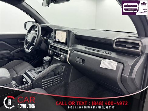 Used 2024 Toyota Tacoma SR RWD image 39