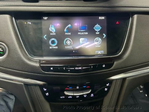 Used 2017 Cadillac XT5 Premium Luxury AWD/4WD image 12
