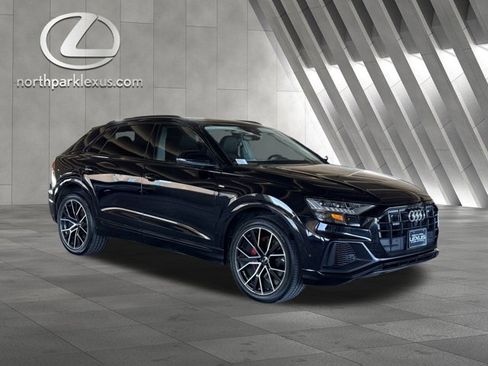 Used 2021 Audi Q8 Prestige w/ Prestige Package image 4