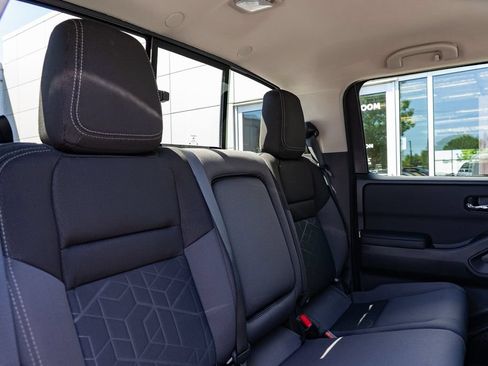 New 2026 Nissan Frontier SV w/ Tow Package AWD/4WD image 25