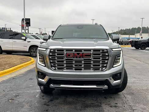 New 2026 GMC Yukon XL Denali w/ Sun & Power Step Package AWD/4WD image 5