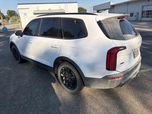 Used 2022 Kia Telluride SX w/ SX Prestige Package AWD/4WD image 18
