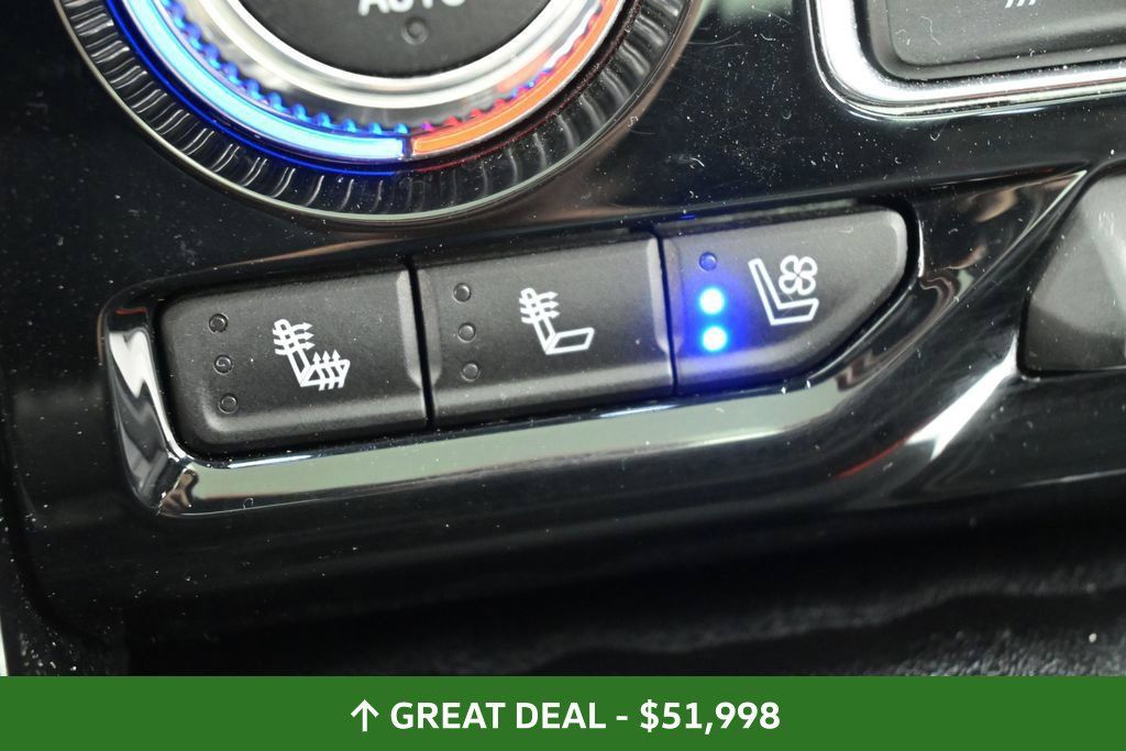 Used 2023 GMC Yukon Denali AWD/4WD image 48