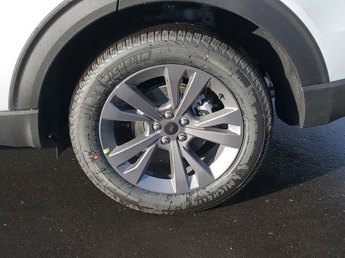 New 2026 Ford Explorer Active image 34