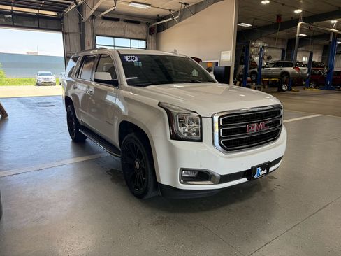 Used 2020 GMC Yukon SLE AWD/4WD image 4