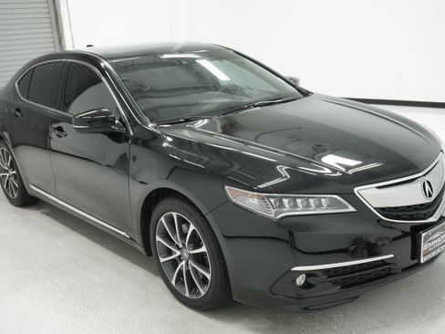 Used 2015 Acura TLX w/ Advance Package FWD image 3