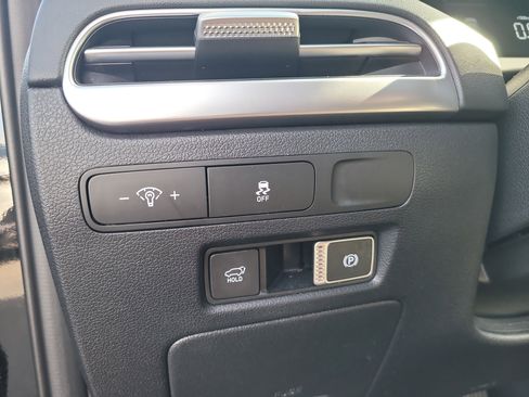 Used 2023 Hyundai Palisade SEL FWD image 32
